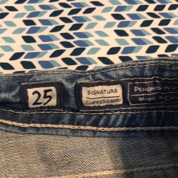 Miss Me Signature Cuffed Capri LT BLUE Inseam 20” - Picture 4 of 8